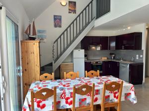 Villas 1002 - Maison 5p a 1km de la Plage des Vallees : photos des chambres