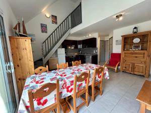 Villas 1002 - Maison 5p a 1km de la Plage des Vallees : photos des chambres