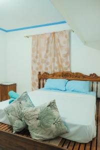 Bellalouise Inn