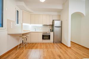 Plaka Grace-Elegant Hideaway under Acropolis