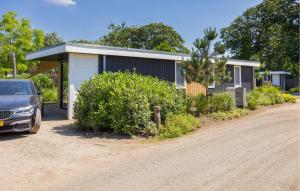 Nice Home In Voorthuizen With Wifi