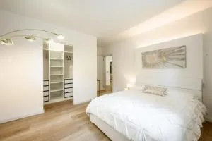Elegant Pied-à-Terre - Free WiFi, Private Parking & Air Conditioning - Fornace