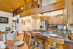 Hot Tub, Deck and Game Room Cle Elum Cabin!