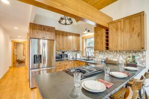 Hot Tub, Deck and Game Room Cle Elum Cabin!