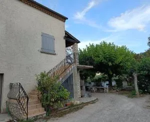 Véritable maison de campagne nouvellement rénovée au pied du Lubéron - 谢瓦布朗克