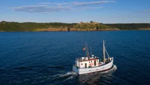 Varra Water - Unique Boat Accomodation - Bornholm - Fjælstavn - Hasle