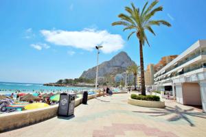 Xavier - oceanfront apartment with sea views in Calpe