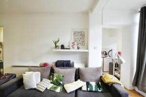 Charming West London Studio Your Urban Oasis