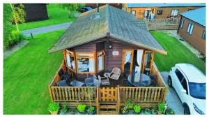 Dot's Place 1 - Borwick