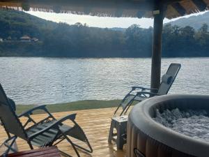 Vikendica pored Drine