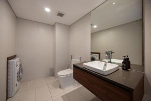 KIM Apartment & Homestays