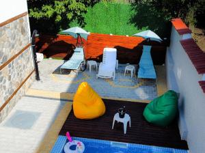 КЪЩА ЗА ГОСТИ ГРОШЪ