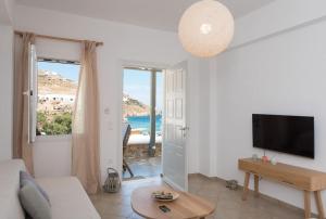 70 Steps Super Paradise Mykonos