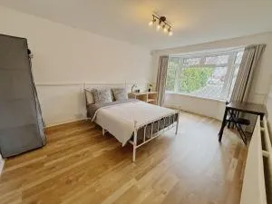 Marlay Grange Luxury Guest House - 邓德拉姆