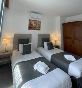 Hotels The Originals Boutique, Hotel Clos Sainte Marie, Nevers : photos des chambres