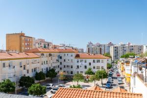 WintowinRentals Cozy Apartment Near Center