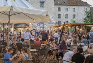 Maisons de vacances Belle maison, 2 chambres dans corps de ferme - logement Raphael : photos des chambres