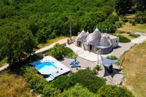 Villa Trullo Selva Piccolo by Villa Plus