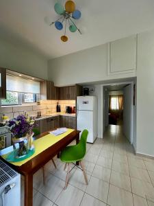 Flower House in Koropi-near airport