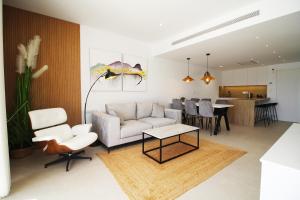 Three Bedroom Seaside Penthouse In Mar De Cristal