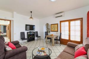 Villa Delfin Sol by Villa Plus