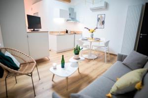 Villa moderne proche du Mans avec piscine intérieure