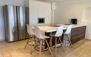 B&B / Chambres d'hotes Les Lumieres de Geneve : Appartement 3 Chambres