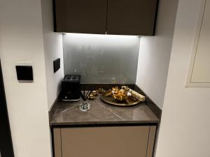 Cosy Studio on the Binghatti Canal