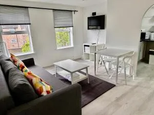 Hornchurch House - Macdonald Avenue - Great Warley Street