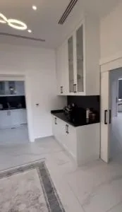 فلل للإقامة العائليةمع كافة المرافق بإطلالة على الشاطئ - Khasab