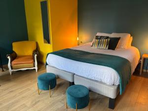 Hotels LOGIS HOTEL-RESTAURANT - Le Moulin d'Artres : photos des chambres