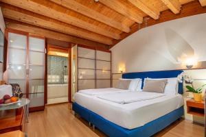Suite (4 Adults) room in Park Hotel