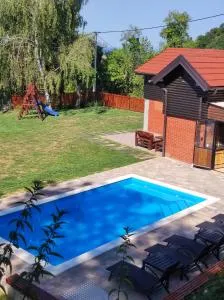 Bakino brdo - Granny's hill - Močilski Breg