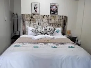 The Bougainvillea - Modderfontein