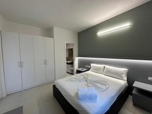 Evergreen Laguna Vain-Lezhe