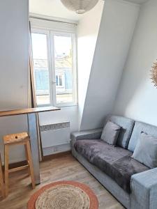 Le Perchoir - 2 pièces - Central Paris République - Lumineux