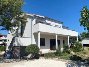 Marija - 3hvězdičkové hotely ve městě Pakoštane