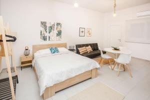 Aris Studio Analipsi