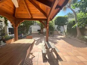 Chalet privado urbanización con piscina y parking - Playa de San Juan