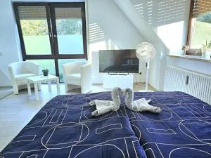 Helles 1 Zimmer Apartment Heiligenmühle - Birnthon