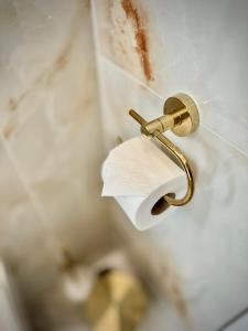 Aparti GoldNWhite Studio GALAXY