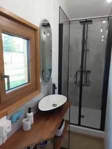 Chalets Le chalet a la campagne ! : photos des chambres