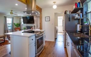 Large patio and hot tub near wine country