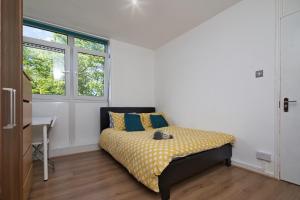 NICE CITY DOUBLE Bedroom