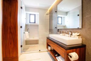 Modern Luxury 2BR in Romantic Zone