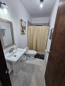 Casa Angulo 8 Guest Gated Home in Viñedos Del Mar