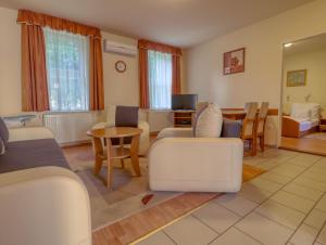 Villa Park Apartmanház