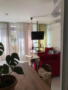 İstanbul da taksim yakin Osmanbey e yakin