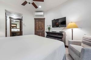 The Charter at Beaver Creek D320