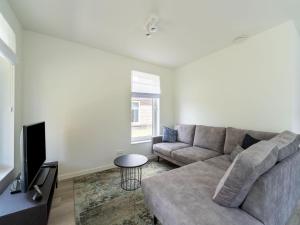 Waterside Retreat Sauna, Garden and Fishing Jetty